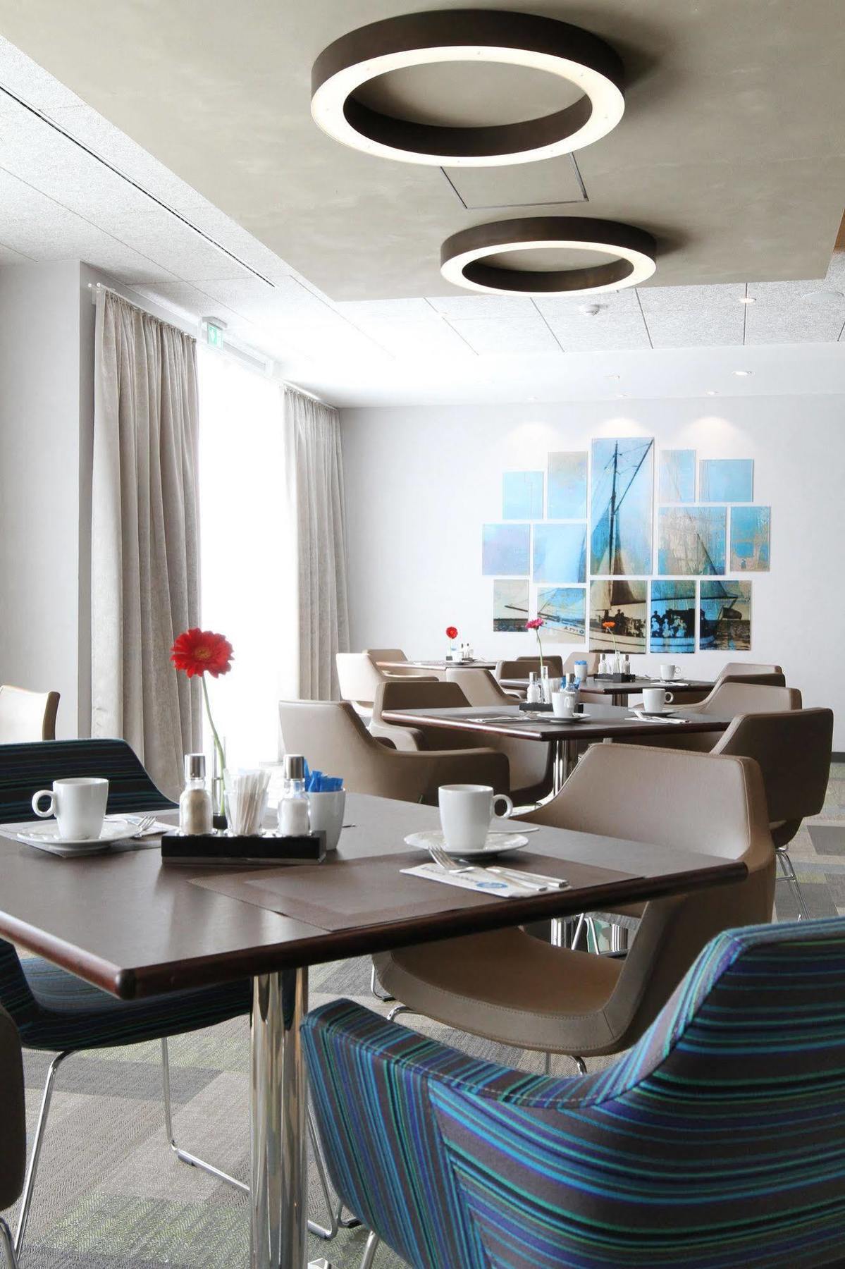 Hafenhotel Meereszeiten Heiligenhafen Ngoại thất bức ảnh